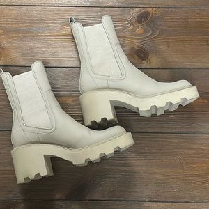 Zara Chunky Platform Chelsea Boots Size 39